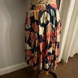 Lularoe Madison size medium